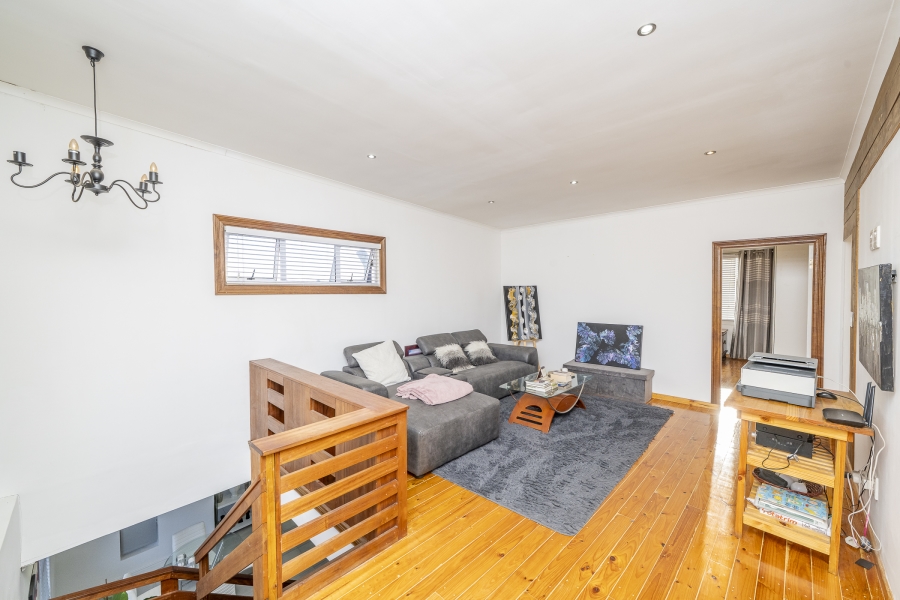 5 Bedroom Property for Sale in Rouxville Western Cape